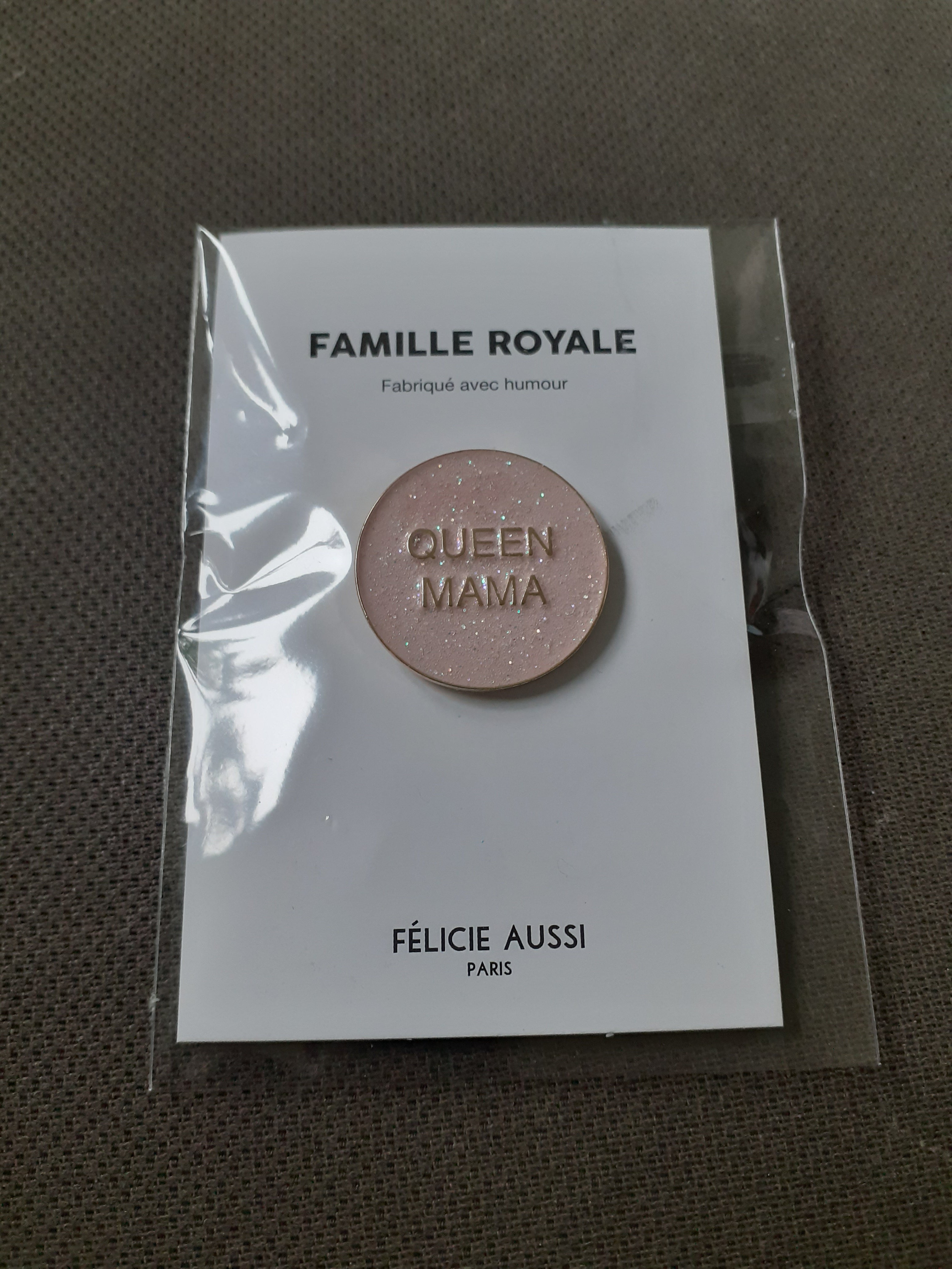 Pin’s à paillettes - QUEEN MAMA - rond rose