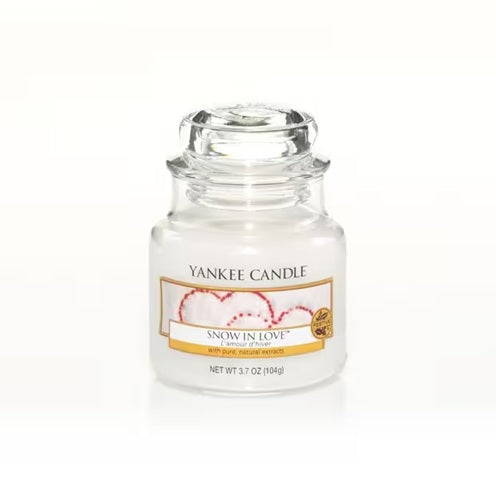 Yankee Candle Snow in Love 104g - Small Jar